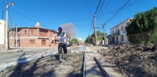 La Municipalidad trabaja en la recuperación de calzada de calle Bolívar