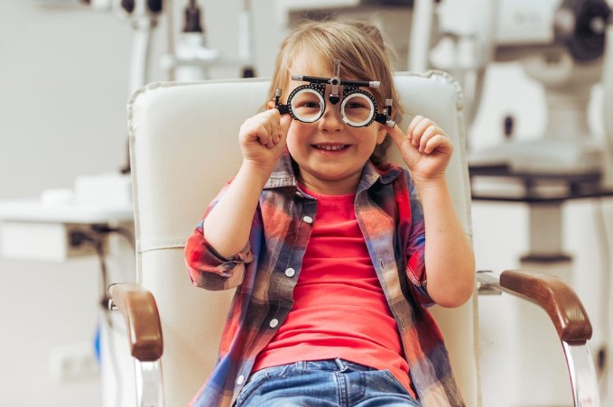 lentes a niños ley