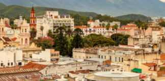 Esta es la ciudad más económica y linda de la Argentina para vacacionar