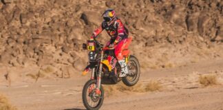 Kevin Benavides se quedó con la última etapa de Motos