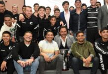 Sáenz recibió al plantel de Central Norte tras su histórico ascenso a Primera Nacional