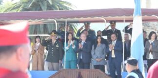 El gobernador Sáenz presidió los actos de homenaje a los héroes de Malvinas
