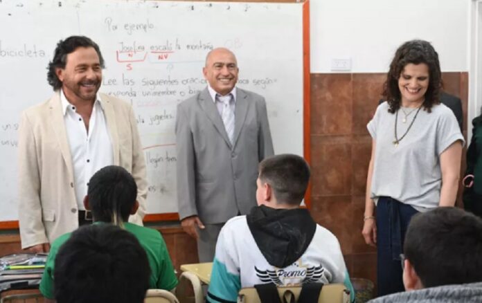 PoliticaSaenzeducacion