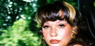 Lola Young se bajó del Lollapalooza Argentina