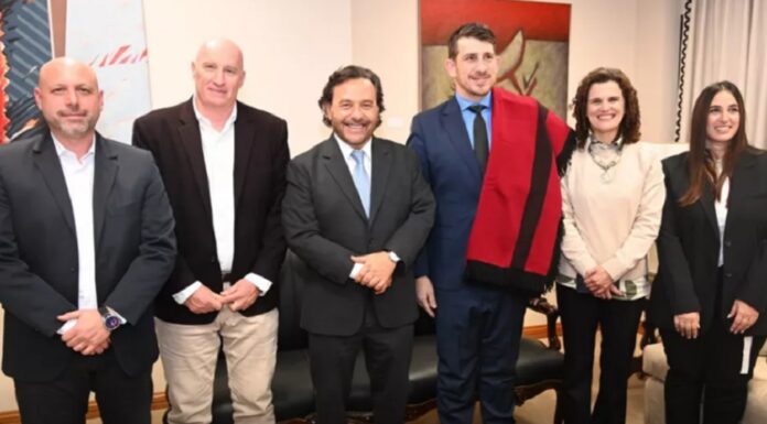 El Gobernador recibió a autoridades de la DAIA