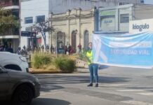 Concientizaron a peatones sobre la importancia del cruce por las esquinas