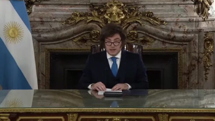 Politicamileicadena1