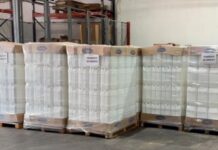 Distribuyen agua segura en comunidades del interior