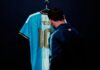 Messi presentó la nueva camiseta de la Selección